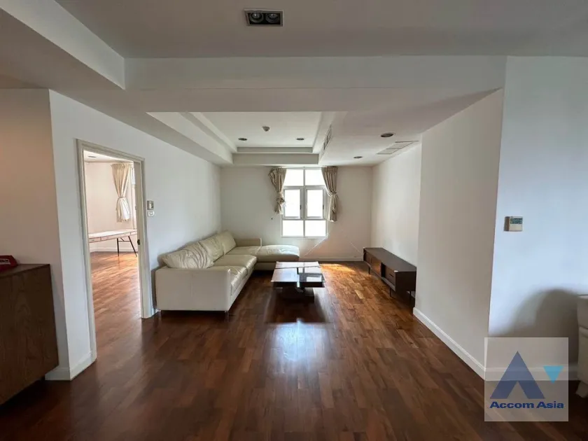 unit 3 Bedrooms  Condominium For Rent & Sale in Sathorn, Bangkok  near MRT Lumphini (AA36862)