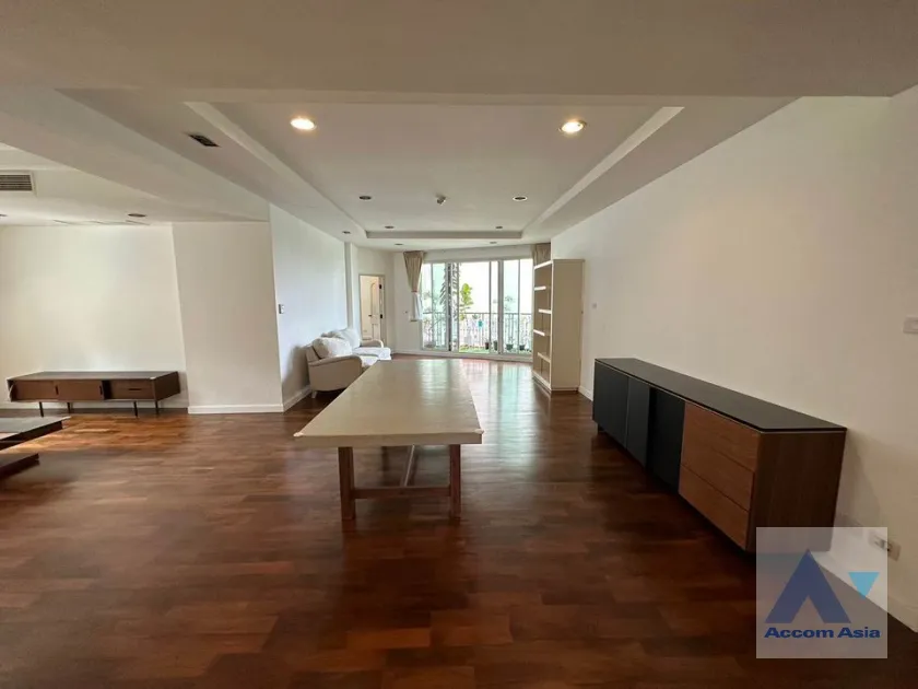 unit 3 Bedrooms  Condominium For Rent & Sale in Sathorn, Bangkok  near MRT Lumphini (AA36862)