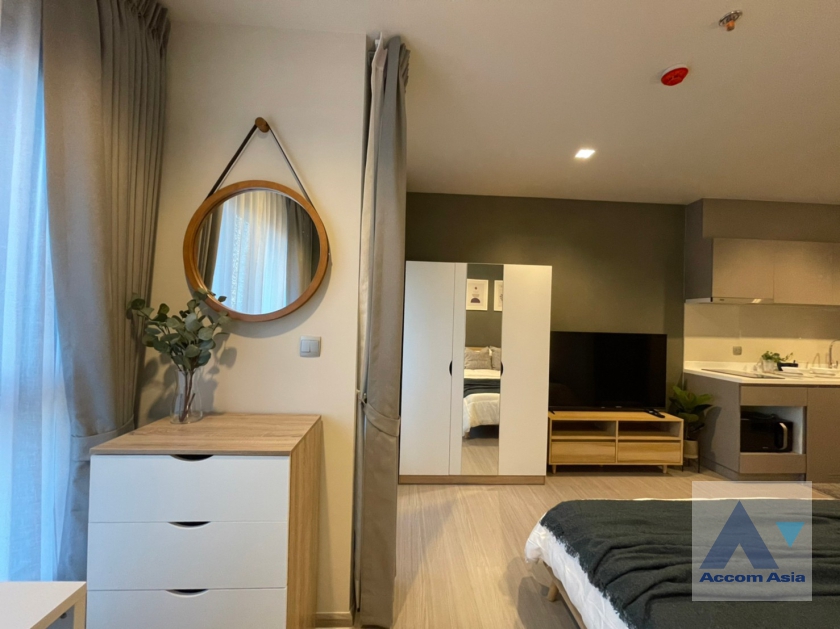  1  Condominium For Rent in Phaholyothin ,Bangkok MRT Rama 9 at LIFE Asoke-Rama 9 AA36896