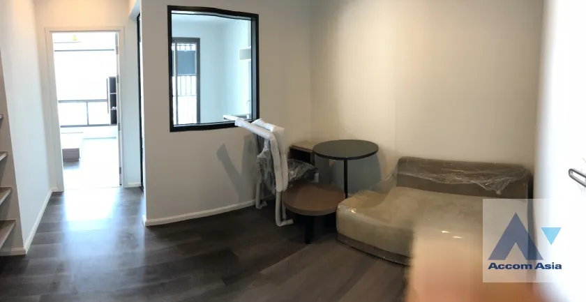 unit 1 Bedroom  Condominium For Sale in Phaholyothin, Bangkok  near MRT Bang Sue (AA36900)