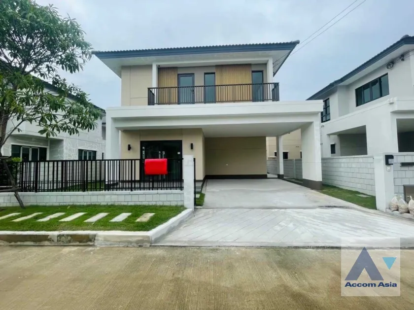unit 3 Bedrooms  House For Sale in Samutprakan, Samutprakan  near ARL Ratchaprarop (AA36907)