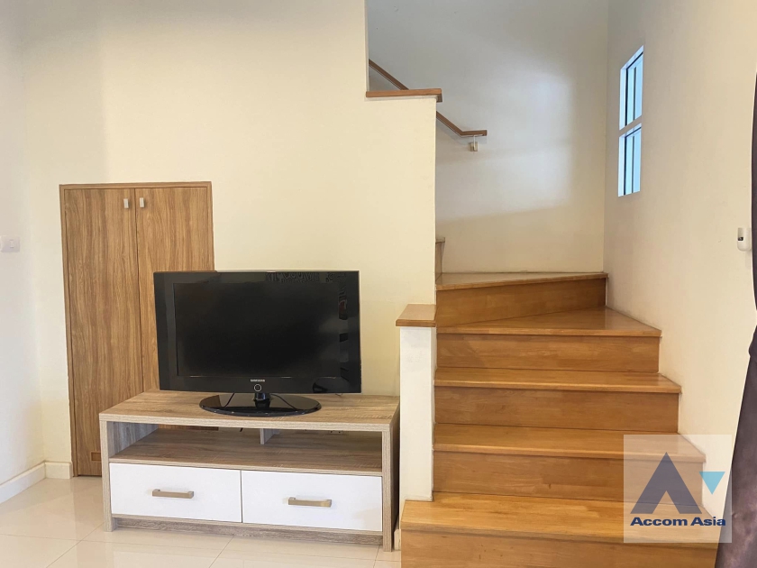 6  3 br Townhouse For Rent in Pattanakarn ,Bangkok ARL Hua Mak at House AA36916