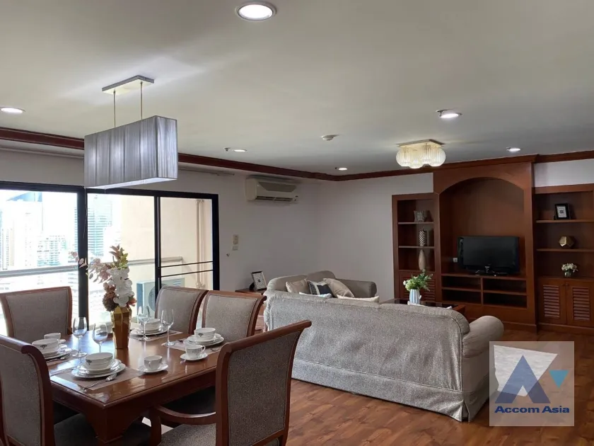 4  3 br Apartment For Rent in Sukhumvit ,Bangkok MRT Sukhumvit - BTS Asok at Perfect Apartment for Big Family, Prime Location Near Main Street AA36918