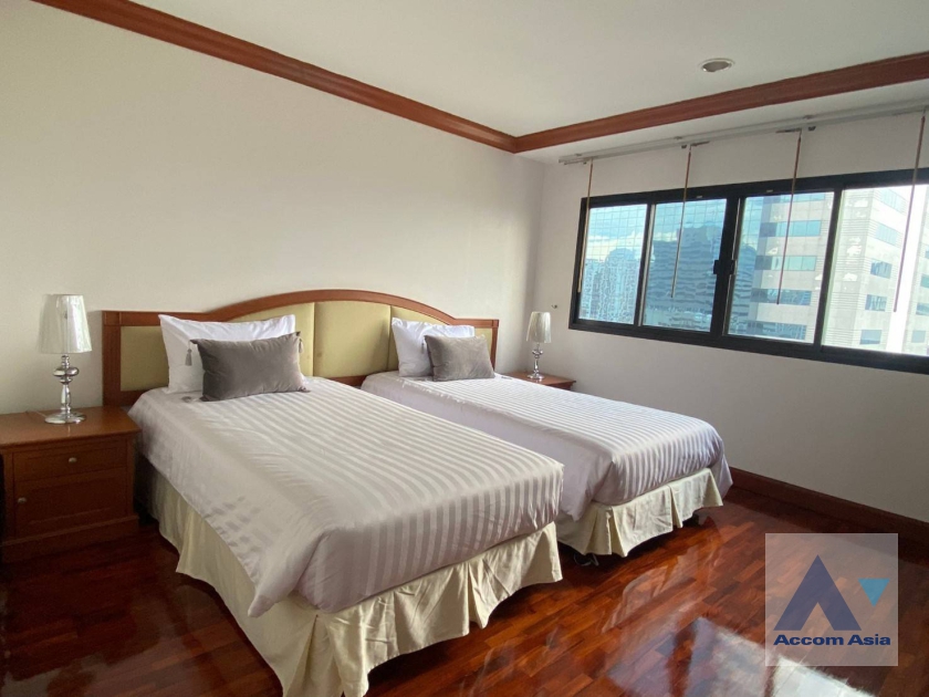 12  3 br Apartment For Rent in Sukhumvit ,Bangkok MRT Sukhumvit - BTS Asok at Perfect Apartment for Big Family, Prime Location Near Main Street AA36918