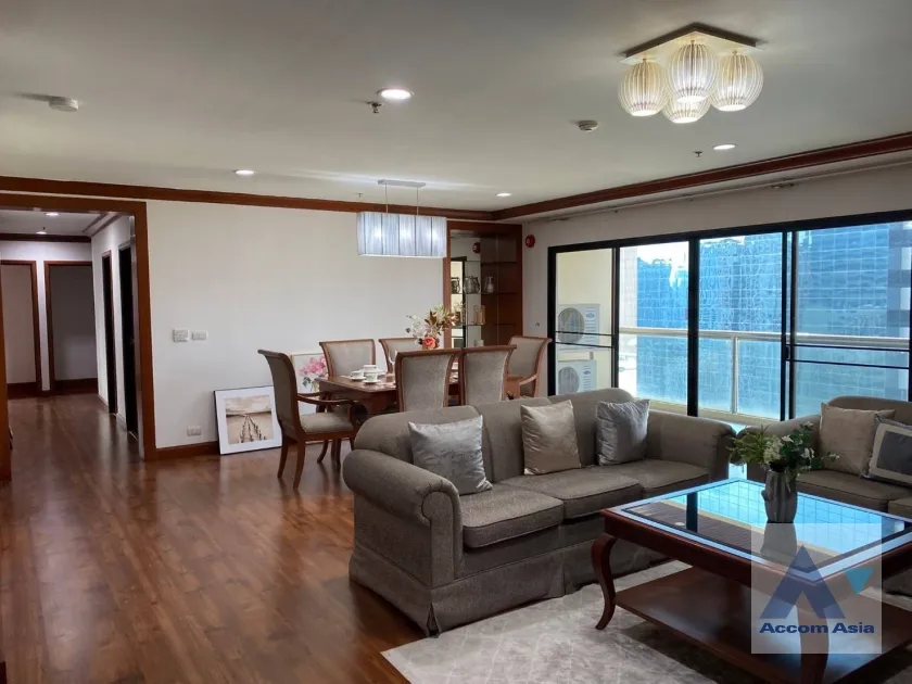 unit 3 Bedrooms  Apartment For Rent in Sukhumvit, Bangkok  near MRT Sukhumvit - BTS Asok (AA36918)