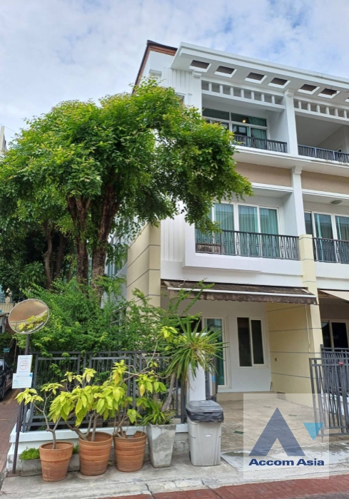  2  3 br House For Sale in Rama 3 ,Bangkok  at Homey at Sathorn AA36928