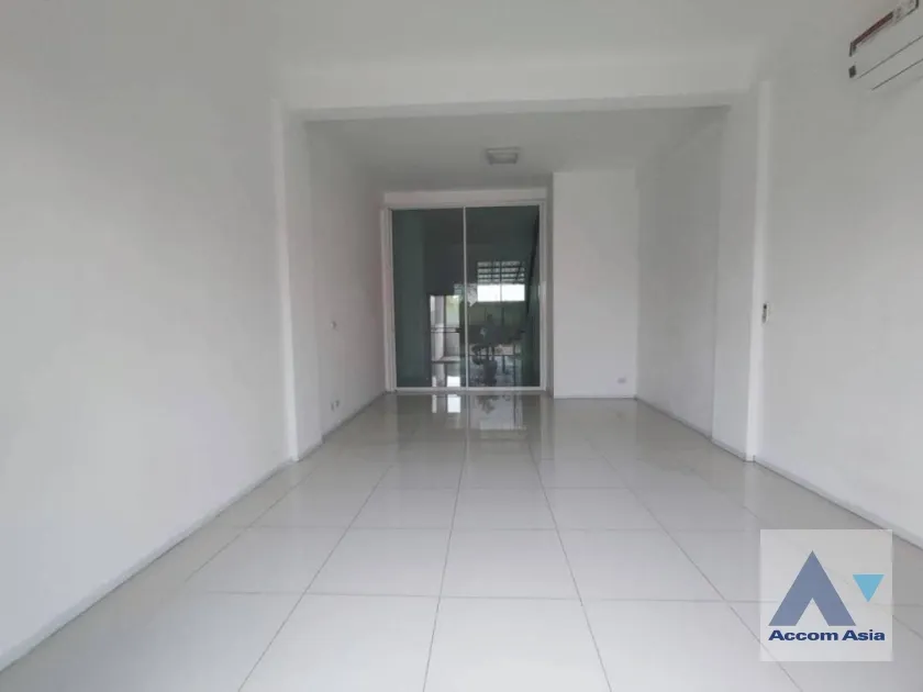 6  4 br Office Space For Rent in Latkrabang ,Bangkok  at VIZIO Ramkhamhaeng AA36933