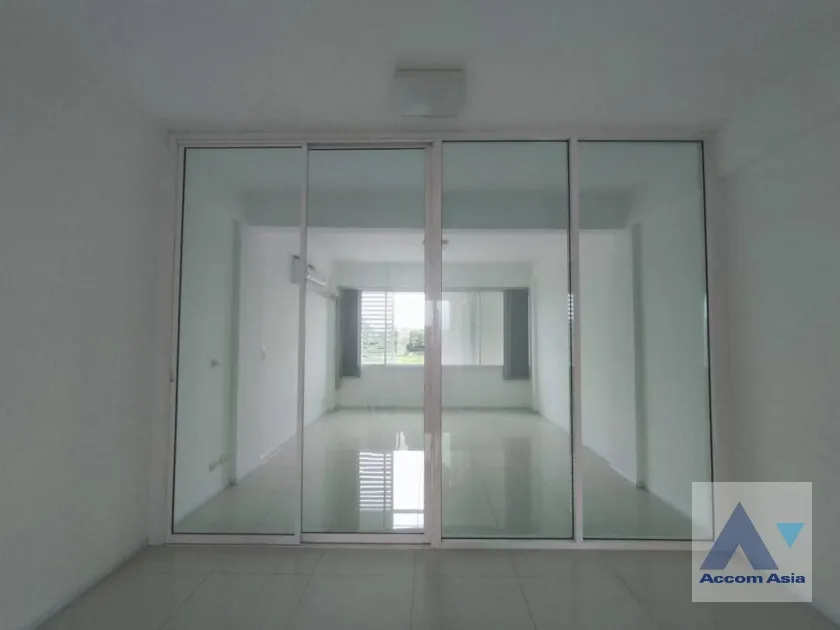  1  4 br Office Space For Rent in Latkrabang ,Bangkok  at VIZIO Ramkhamhaeng AA36934