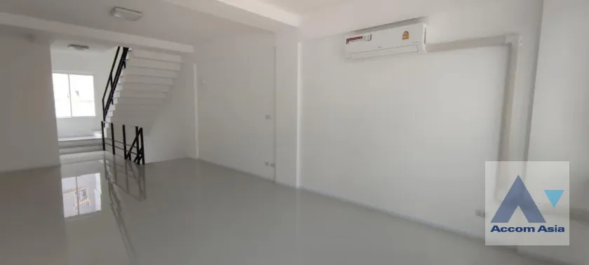 11  4 br Office Space For Rent in Latkrabang ,Bangkok  at VIZIO Ramkhamhaeng AA36934