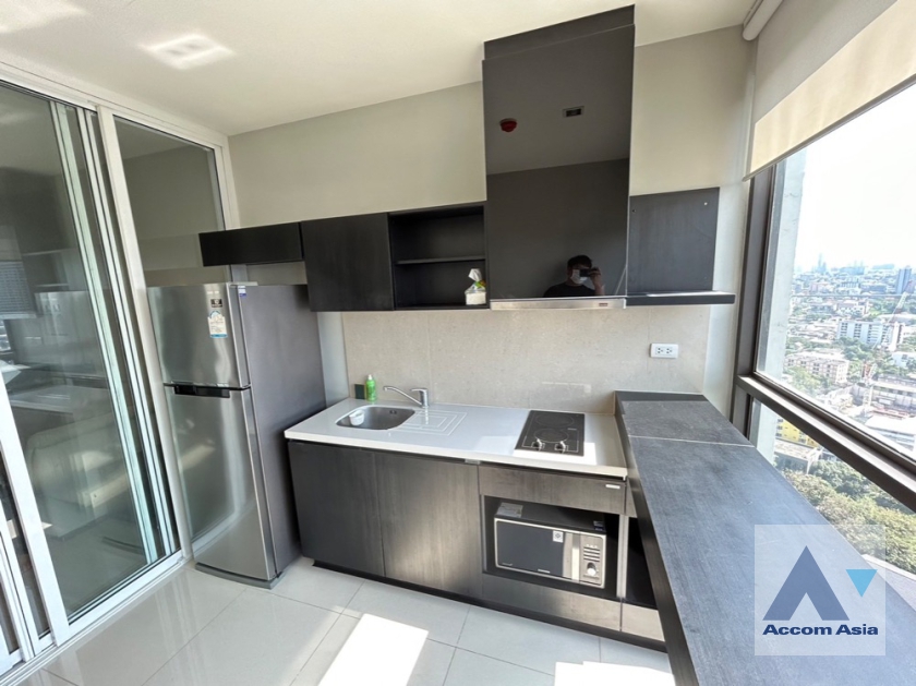  1  1 br Condominium For Rent in Sukhumvit ,Bangkok BTS Phra khanong at Rhythm Sukhumvit 44/1   AA36938