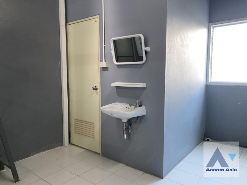 8  Building For Rent in Sukhumvit ,Bangkok BTS Bang Chak AA36942