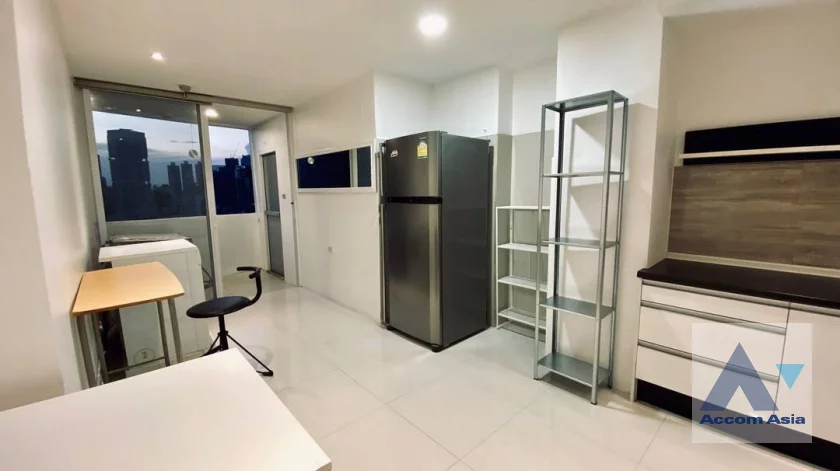 unitPet friendly |  3 Bedrooms  Condominium For Rent in Sukhumvit, Bangkok  near BTS Thong Lo (25116)
