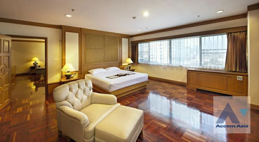 9  4 br Apartment For Rent in Sukhumvit ,Bangkok BTS Phrom Phong at High quality of living AA36991