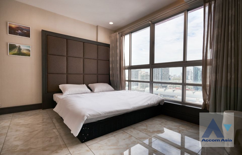 5  2 br Condominium For Sale in  ,Bangkok BTS Phaya Thai at Pathumwan Resort AA36995
