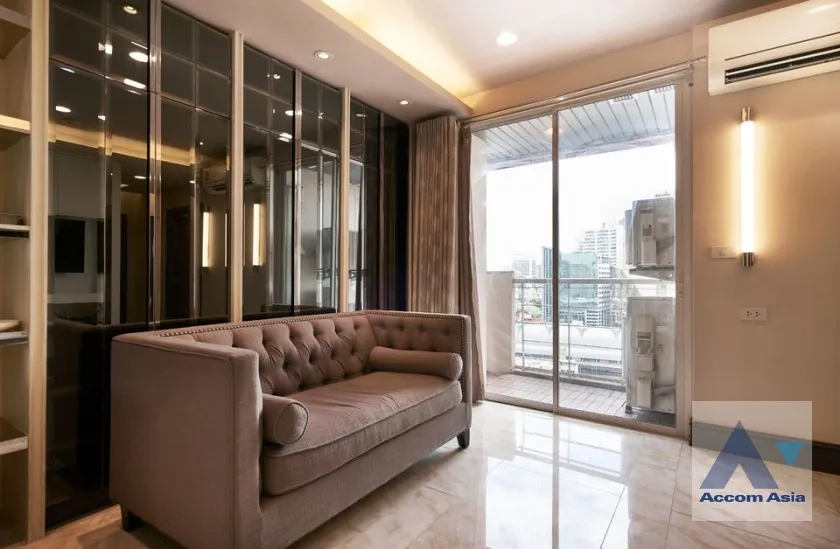 unit 2 Bedrooms  Condominium For Sale in ,   near BTS Phaya Thai (AA36995)