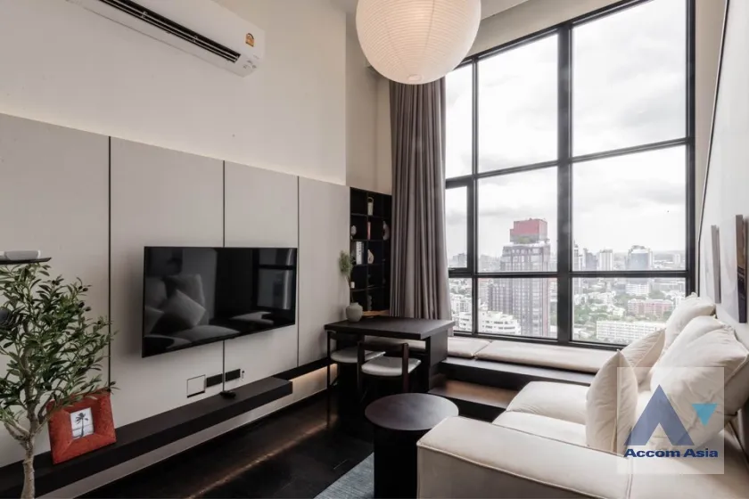 unit 2 Bedrooms  Condominium For Rent & Sale in Sukhumvit, Bangkok  near BTS Thong Lo (AA37002)