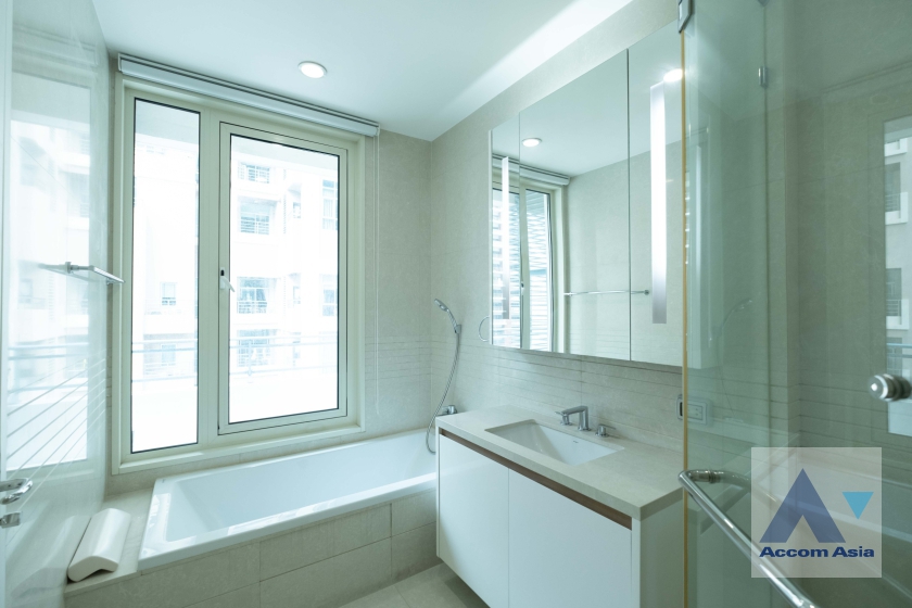 12  2 br Condominium for rent and sale in Ploenchit ,Bangkok BTS Chitlom at Q Langsuan  AA37007