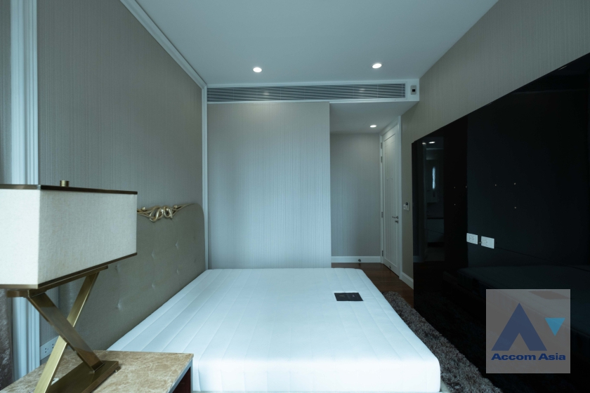 15  2 br Condominium for rent and sale in Ploenchit ,Bangkok BTS Chitlom at Q Langsuan  AA37007