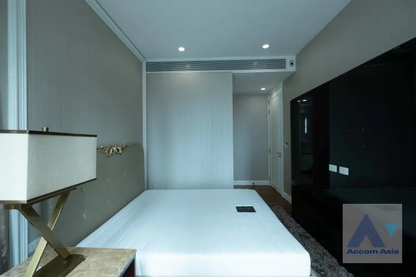 15  2 br Condominium for rent and sale in Ploenchit ,Bangkok BTS Chitlom at Q Langsuan  AA37007
