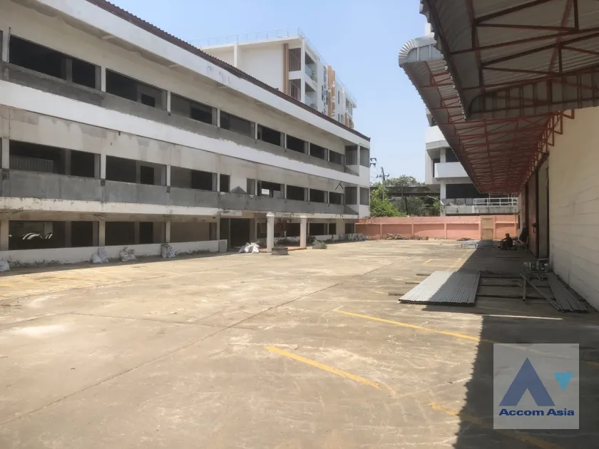 unitOffice |  Building For Rent in Sukhumvit, Bangkok  (AA37045)