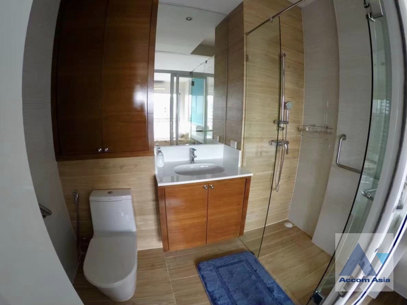 11  1 br Condominium for rent and sale in Charoen Nakhon ,Bangkok BTS Krung Thon Buri at Hive Sathorn AA37050