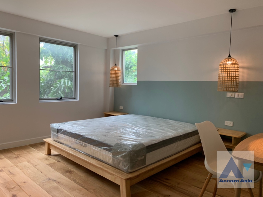 12  2 br Condominium For Sale in Sukhumvit ,Bangkok BTS Thong Lo at Raintree Villa AA37052