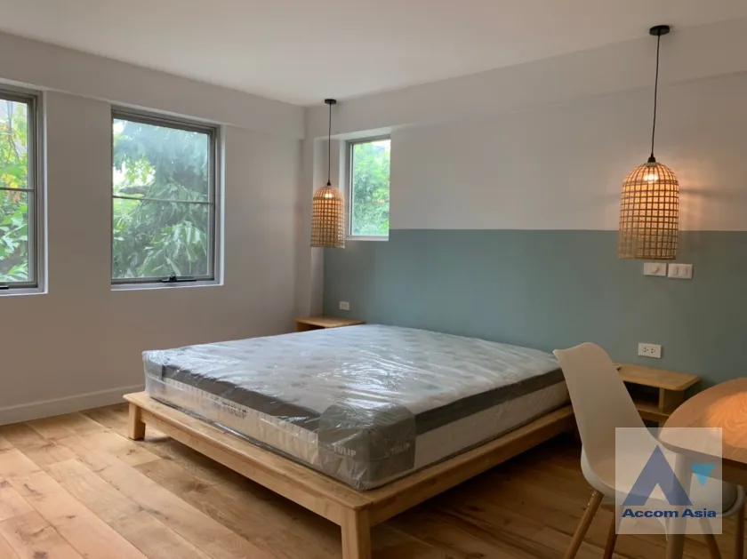 12  2 br Condominium For Sale in Sukhumvit ,Bangkok BTS Thong Lo at Raintree Villa AA37052