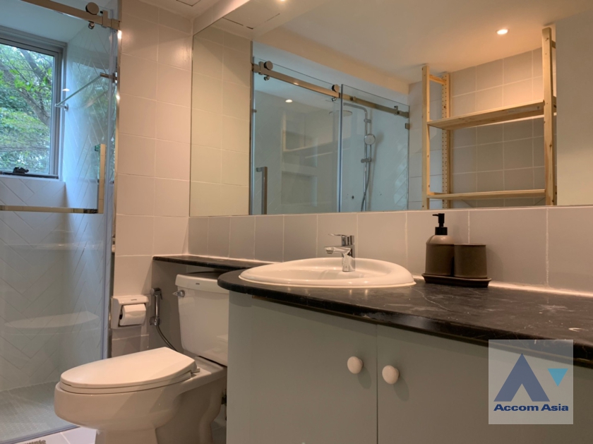 18  2 br Condominium For Sale in Sukhumvit ,Bangkok BTS Thong Lo at Raintree Villa AA37052