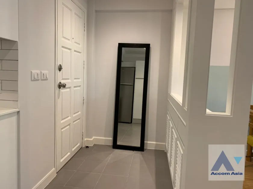 11  2 br Condominium For Sale in Sukhumvit ,Bangkok BTS Thong Lo at Raintree Villa AA37052
