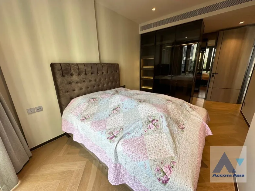 unit 2 Bedrooms  Condominium For Rent in Sukhumvit, Bangkok  near BTS Ekkamai (AA37065)