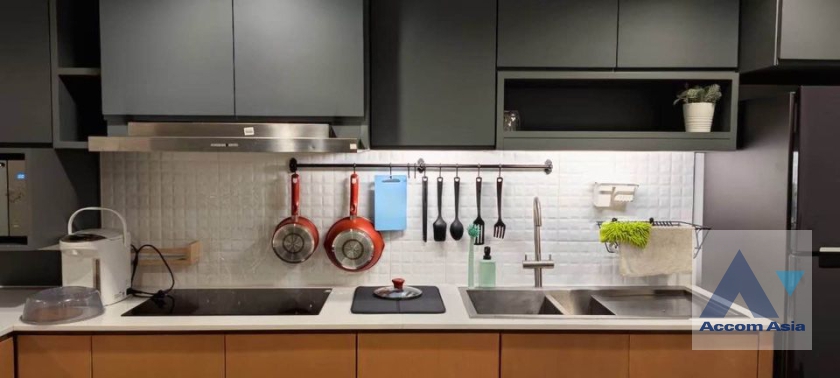 5  1 br Condominium for rent and sale in Silom ,Bangkok BTS Surasak at Nusa State Tower AA37080