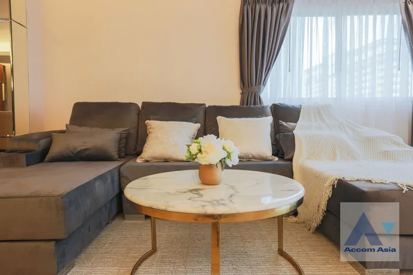 unit 2 Bedrooms  Condominium For Rent & Sale in ,   near BTS Ratchathewi (AA37092)