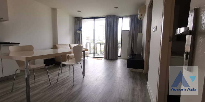 6  1 br Condominium For Sale in Sukhumvit ,Bangkok BTS Ekkamai at D65 AA37104