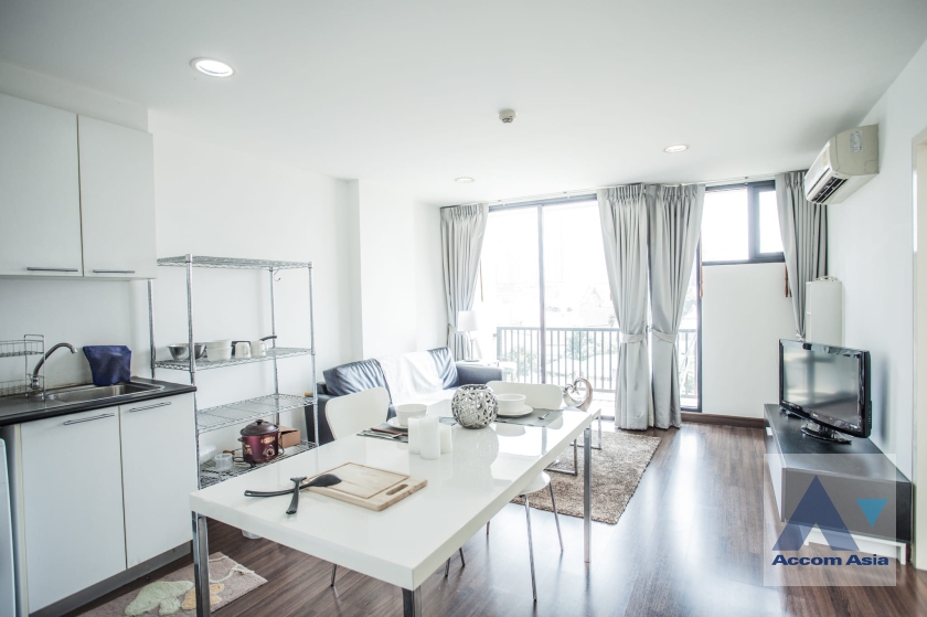  1  1 br Condominium For Sale in Sukhumvit ,Bangkok BTS Ekkamai at D65 AA37104
