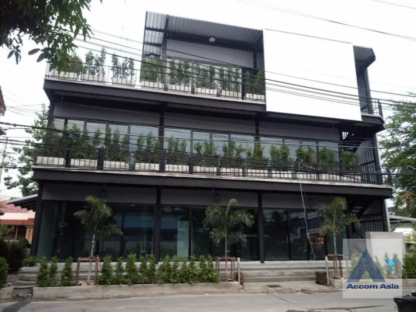 unitOffice |  Building For Rent in Ratchadaphisek, Bangkok  near MRT Ratchadaphisek (AA37108)