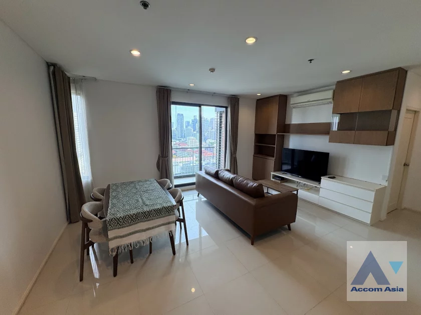 1  2 br Condominium For Rent in Ploenchit ,Bangkok ARL Makkasan - MRT Phetchaburi at Villa Asoke AA37110