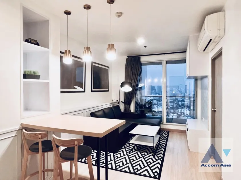 unit 1 Bedroom  Condominium For Rent & Sale in Phaholyothin, Bangkok  near MRT Lat Phrao (AA37115)