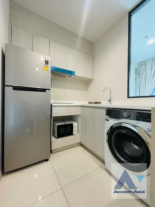 7  1 br Condominium For Sale in Ploenchit ,Bangkok BTS Ploenchit at Life One Wireless AA37121