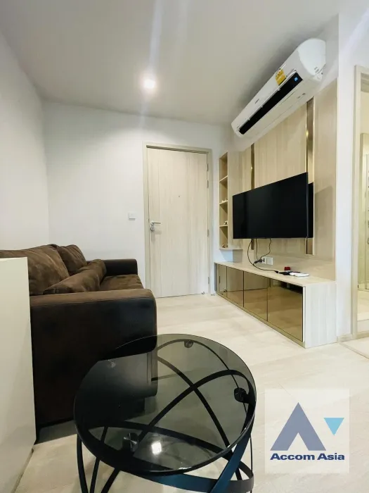 unit 1 Bedroom  Condominium For Sale in Ploenchit, Bangkok  near BTS Ploenchit (AA37121)