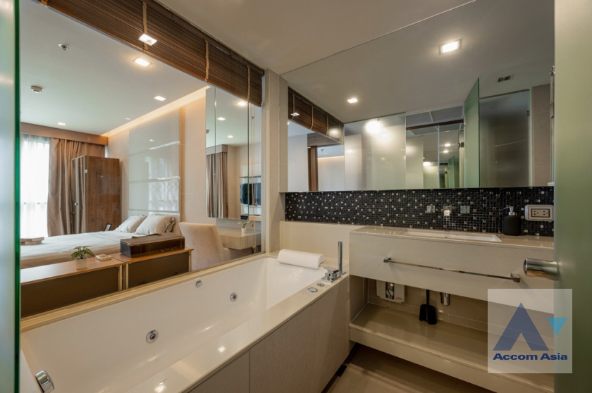 11  1 br Condominium For Sale in Silom ,Bangkok BTS Chong Nonsi at The Address Sathorn AA37138