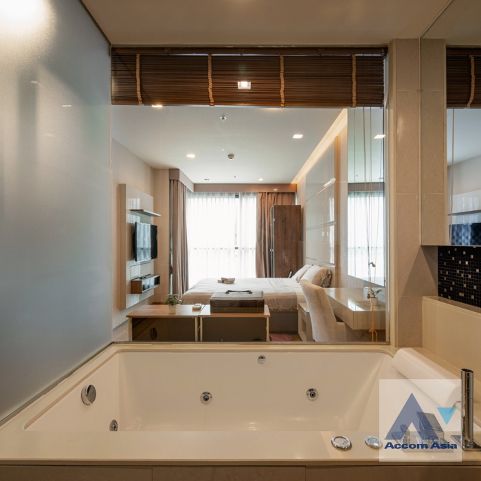 12  1 br Condominium For Sale in Silom ,Bangkok BTS Chong Nonsi at The Address Sathorn AA37138