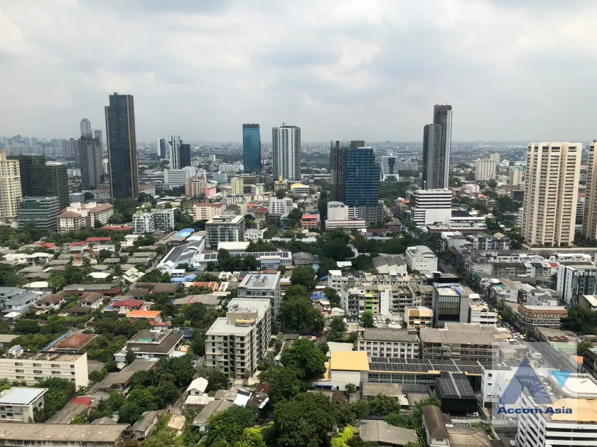 8  2 br Condominium For Sale in Sukhumvit ,Bangkok BTS Ekkamai at XT Ekkamai AA37145