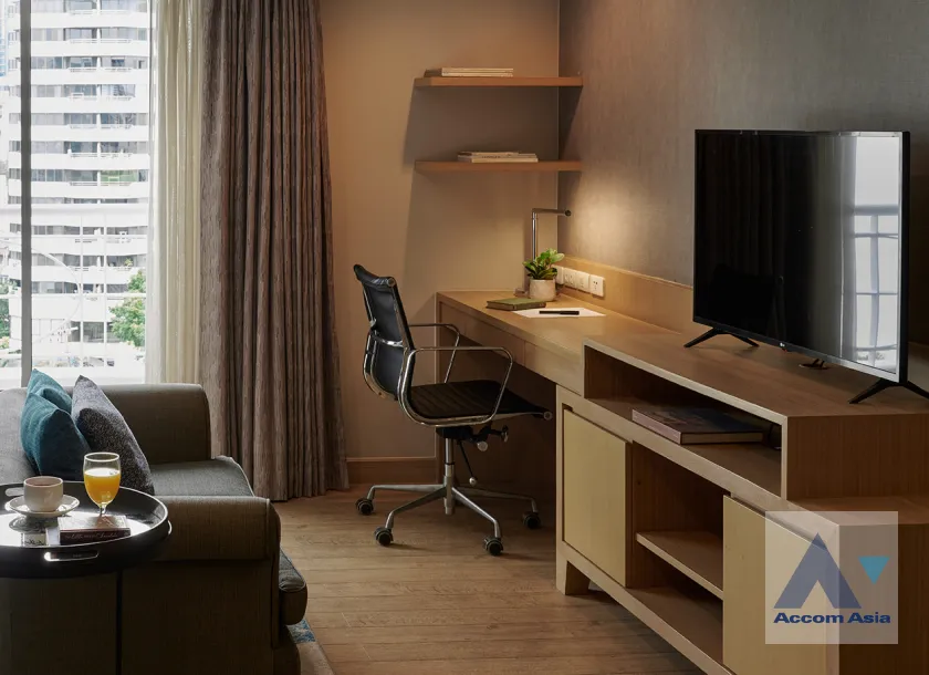 6  Studio Apartment For Rent in Sukhumvit ,Bangkok MRT Sukhumvit - BTS Asok at Perfect for living of family AA37163