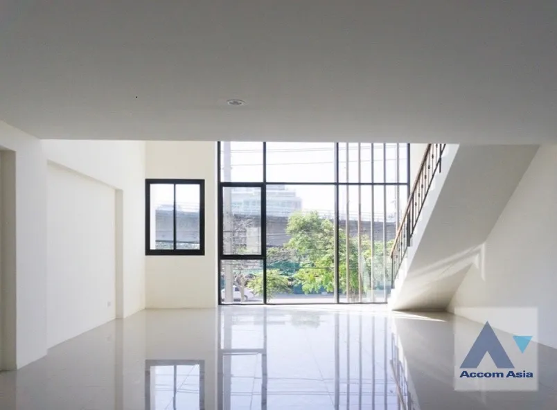  1  3 br House for rent and sale in Sathorn ,Bangkok BRT Wat Dokmai at Brighton Home Office Rama 3 AA37195