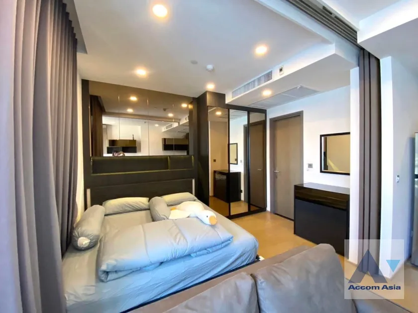 unit 1 Bedroom  Condominium For Rent in Silom, Bangkok  near MRT Sam Yan (AA37196)