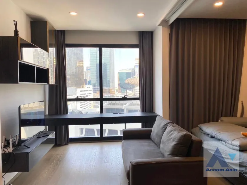 unit 1 Bedroom  Condominium For Rent in Silom, Bangkok  near MRT Sam Yan (AA37196)