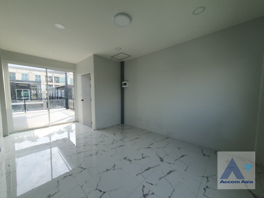 16  4 br Townhouse For Rent in Sukhumvit ,Bangkok BTS Punnawithi at Hallmark 2 Prestige Sukhumvit 64 AA37207