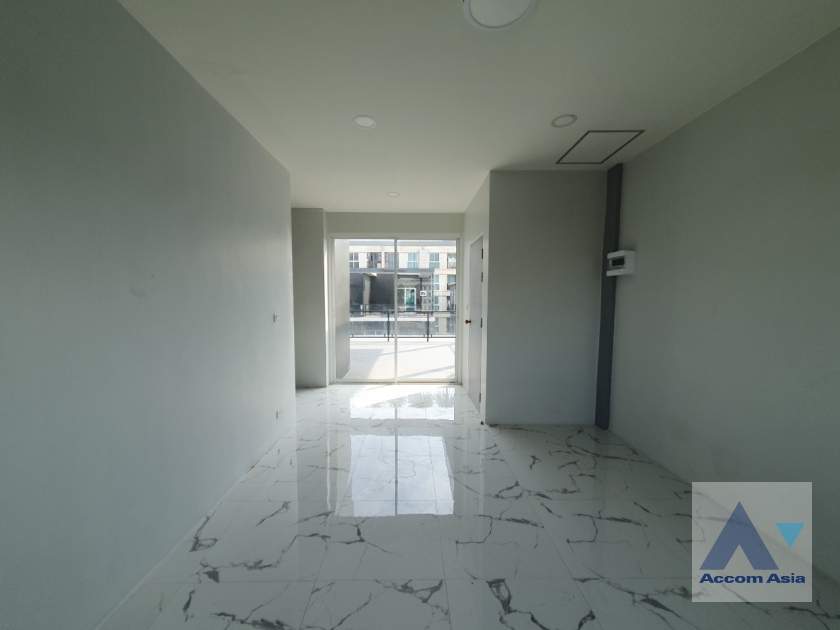 13  4 br Townhouse For Rent in Sukhumvit ,Bangkok BTS Punnawithi at Hallmark 2 Prestige Sukhumvit 64 AA37207