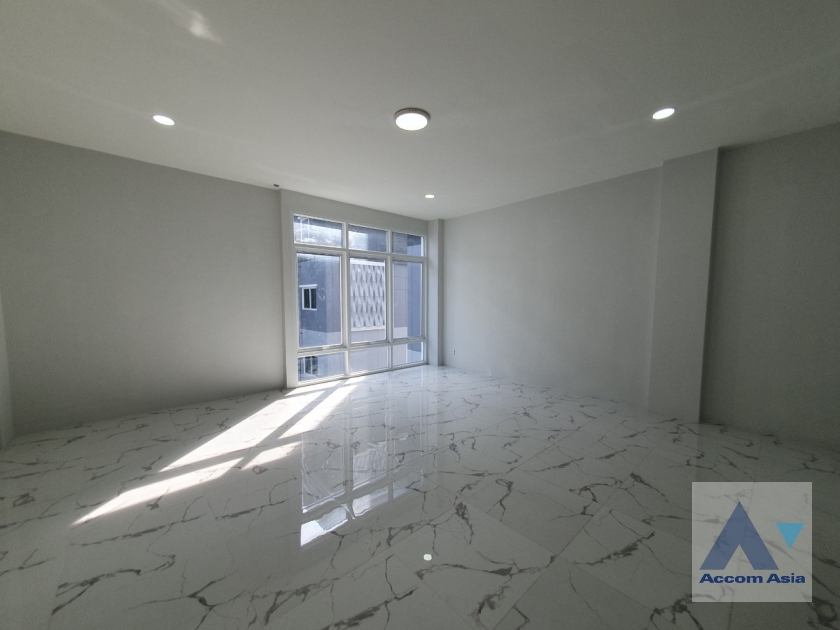 10  4 br Townhouse For Rent in Sukhumvit ,Bangkok BTS Punnawithi at Hallmark 2 Prestige Sukhumvit 64 AA37207