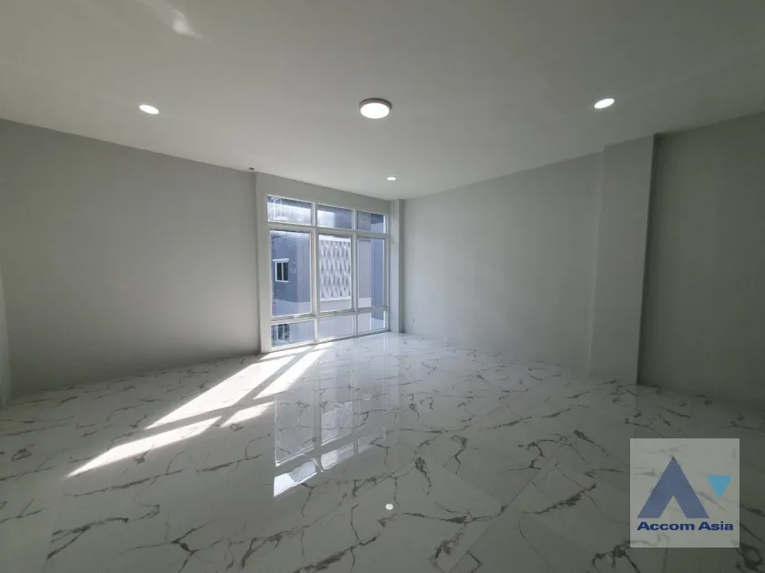 10  4 br Townhouse For Rent in Sukhumvit ,Bangkok BTS Punnawithi at Hallmark 2 Prestige Sukhumvit 64 AA37207